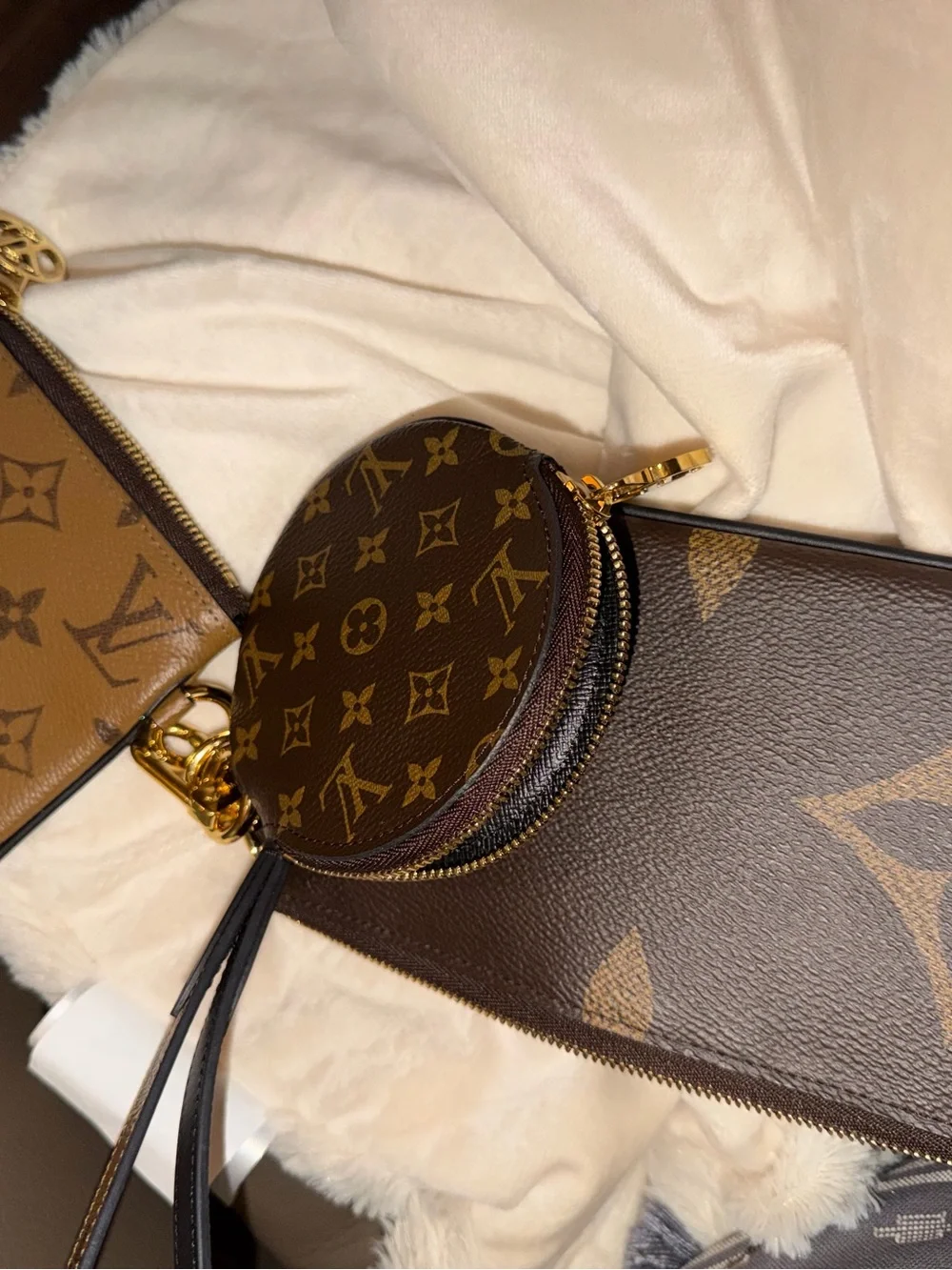 Louis Vuitton Pouch LV Trio Giant Monogram reverse LV wristlet LV wallet